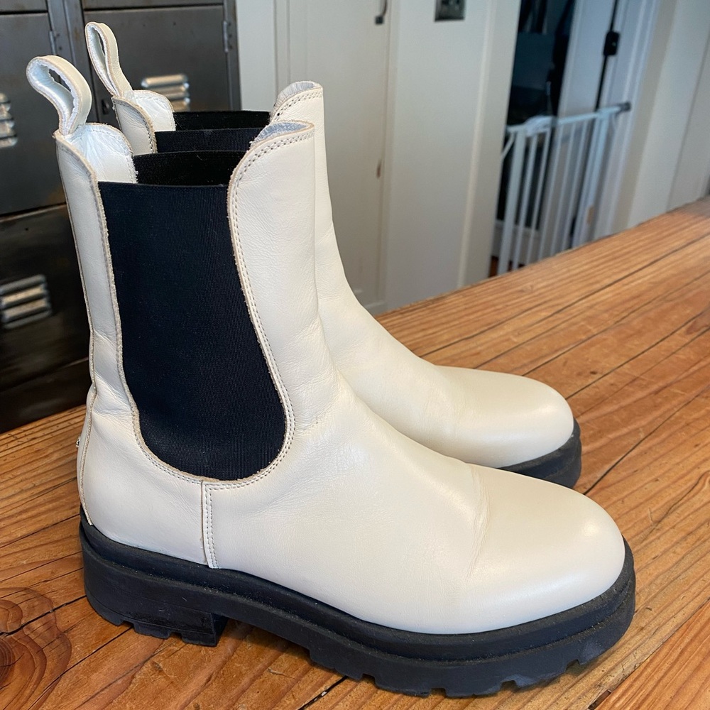 Anine Bing lug sole "Justine" white boots 38